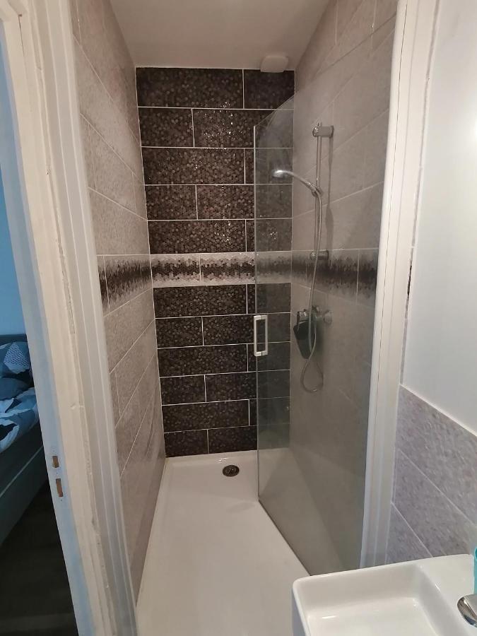 Villa Des Roses - Appart T2, 32M2, Rdc, Vue Sur Jardin, "Le Chic" Le Havre Exteriör bild